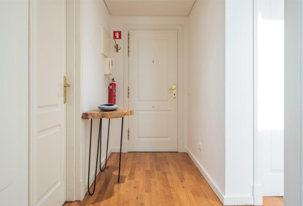 Saldanha Executive Apartment By The Portuguese Butler Lisbon Exterior photo